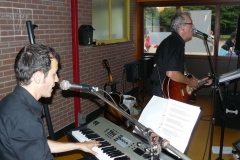 buurtfeest straatfeest barbecue feest met muziek coverband the durans kan het